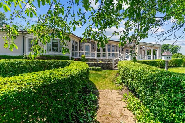 5 Decatur Avenue, Jamestown, RI 02835