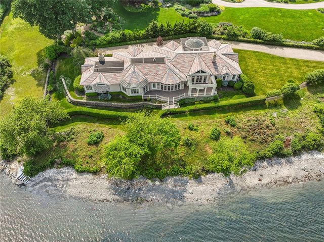 5 Decatur Avenue, Jamestown, RI 02835