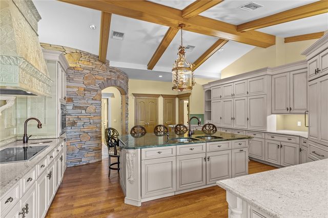 5 Decatur Avenue, Jamestown, RI 02835