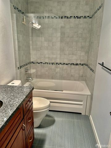 5177 Diamond Heights Boulevard 113, San Francisco, CA 94131