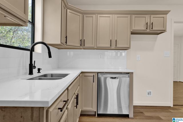 6681 BURCHFIELD LOOP, Mccalla, AL 35111