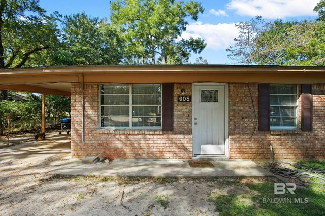 605 Dow Court, Bay Minette, AL 36507