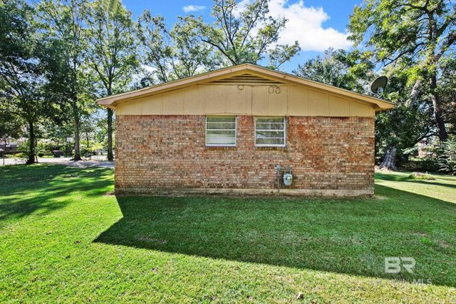 605 Dow Court, Bay Minette, AL 36507