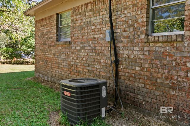 605 Dow Court, Bay Minette, AL 36507