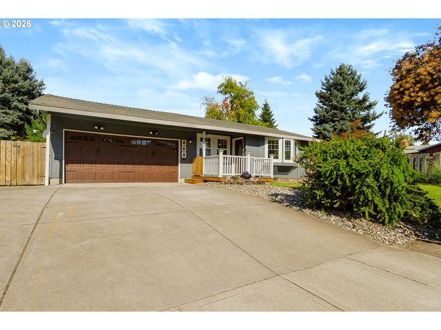 610 Se ELM St, Dundee, OR 97115