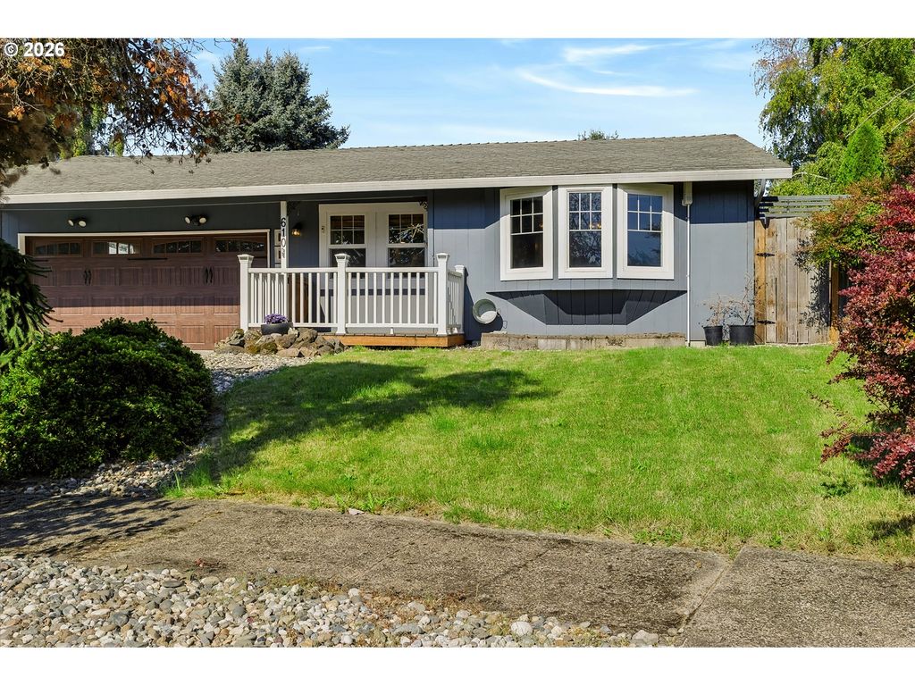 610 Se ELM St, Dundee, OR 97115