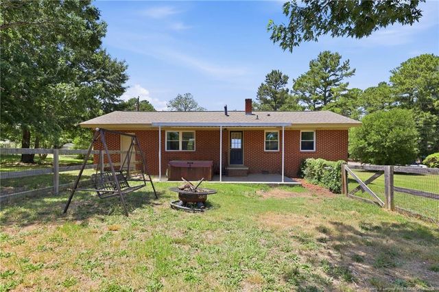 105 Watson Lake Drive, Broadway, NC 27505