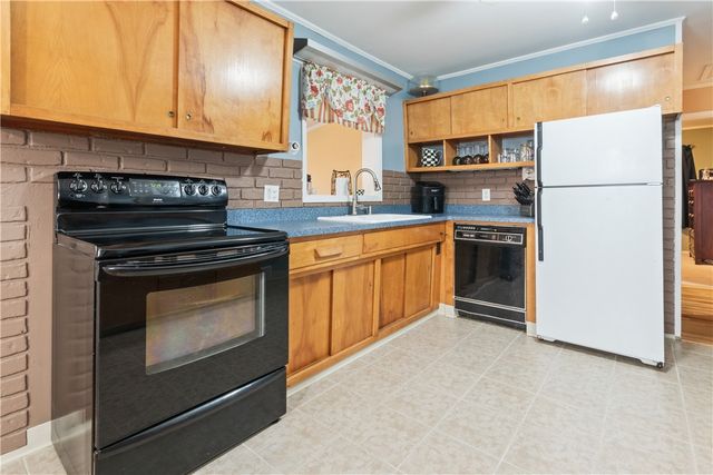 33 Bennett Street, Geneva City, NY 14456