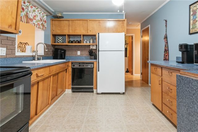 33 Bennett Street, Geneva City, NY 14456