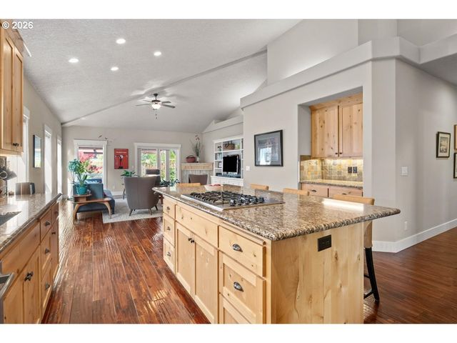 3915 TAYSIDE St, Salem, OR 97302