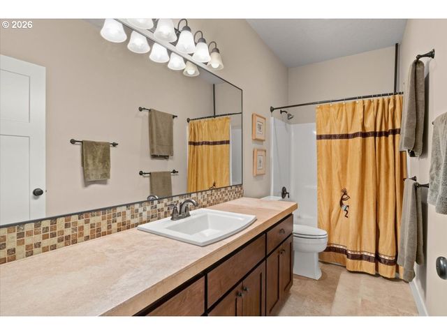 3915 TAYSIDE St, Salem, OR 97302