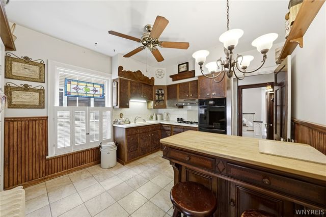 82 Bidwell Parkway, Buffalo, NY 14222