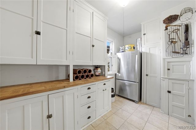 82 Bidwell Parkway, Buffalo, NY 14222
