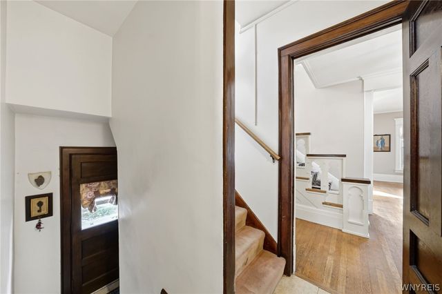 82 Bidwell Parkway, Buffalo, NY 14222