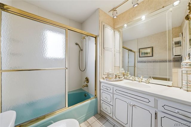 82 Bidwell Parkway, Buffalo, NY 14222