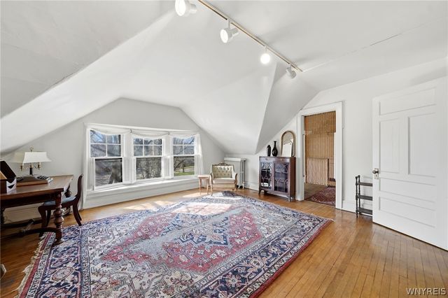 82 Bidwell Parkway, Buffalo, NY 14222