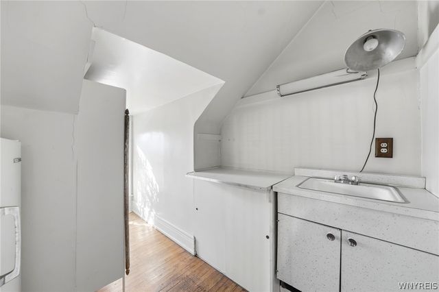 82 Bidwell Parkway, Buffalo, NY 14222