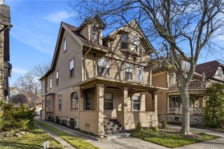 82 Bidwell Parkway, Buffalo, NY 14222