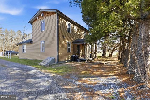 3220 SUSQUEHANNA TRL, Duncannon, PA 17020