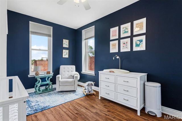 2011 Victor Street, St Louis, MO 63104