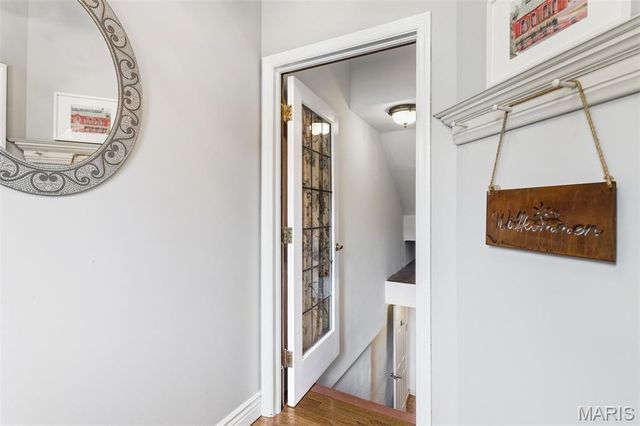 2011 Victor Street, St Louis, MO 63104