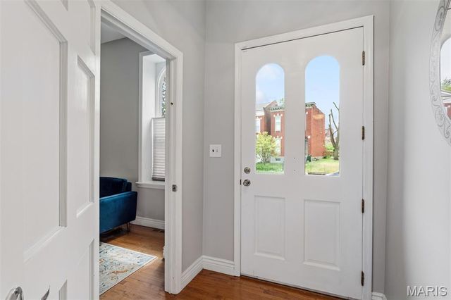 2011 Victor Street, St Louis, MO 63104