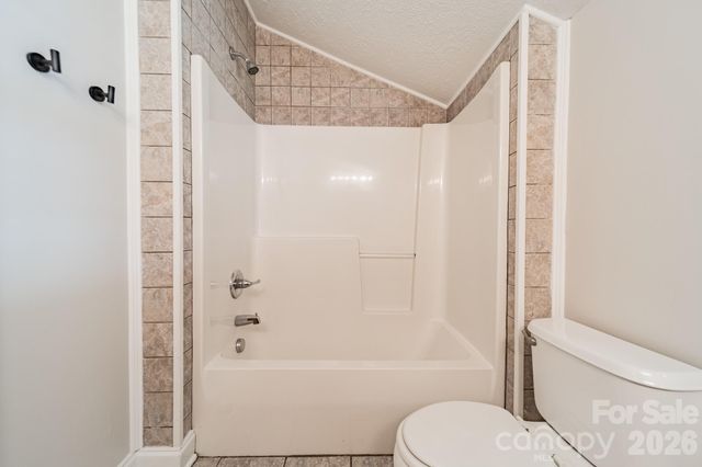 1002 W 2nd Avenue, Gastonia, NC 28052