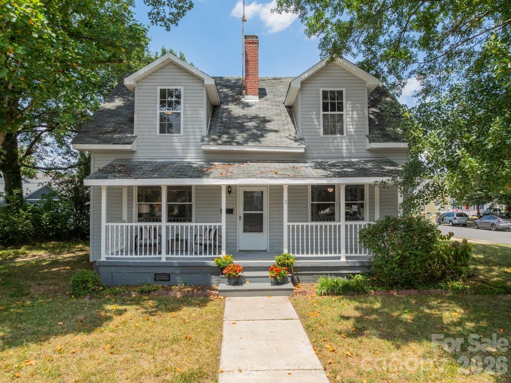 1002 W 2nd Avenue, Gastonia, NC 28052