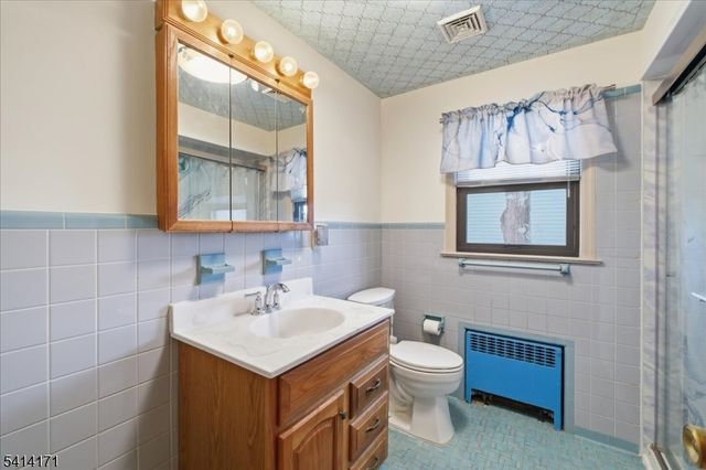 96 Wiltop Rd, Netcong Boro, NJ 07857