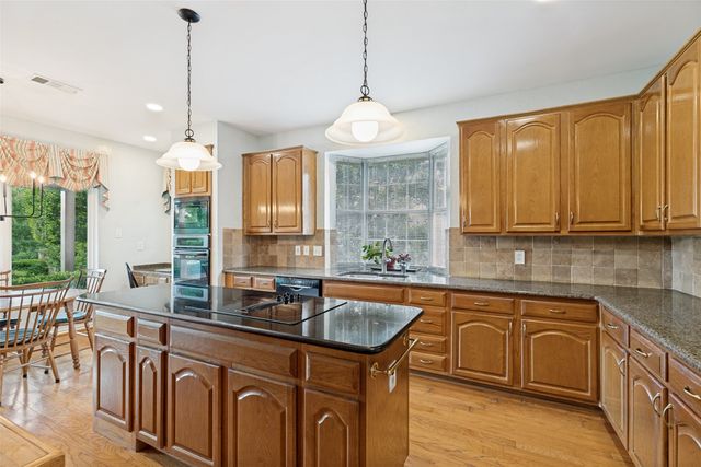2712 Brookside Lane, Mckinney, TX 75072