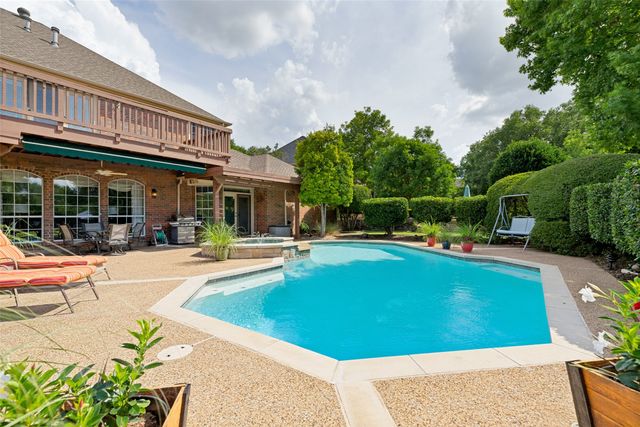 2712 Brookside Lane, Mckinney, TX 75072