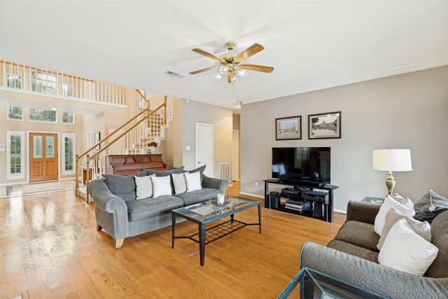 2712 Brookside Lane, Mckinney, TX 75072