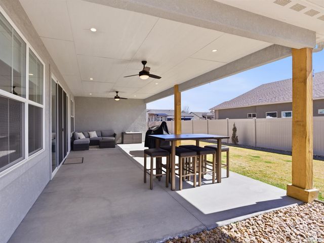 734 Flamecrest Drive, Fruita, CO 81521