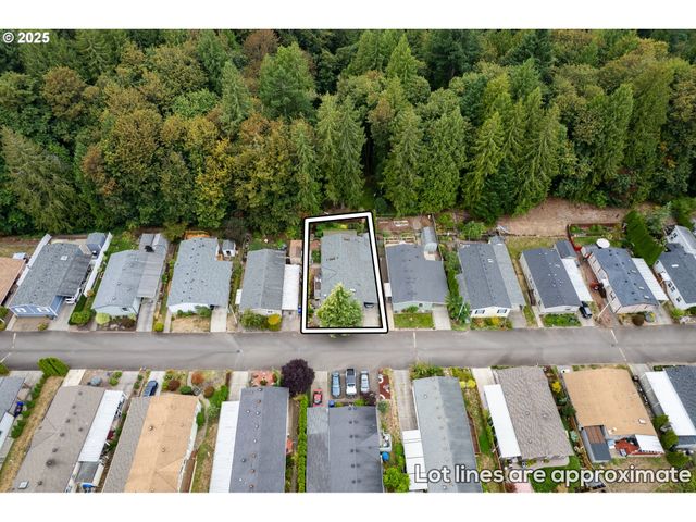 17747 S GREENFIELD Dr, Oregon City, OR 97045