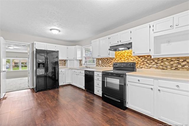 4704 Bent Pine Drive, Fayetteville, NC 28304
