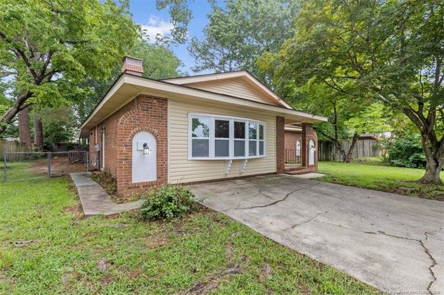 4704 Bent Pine Drive, Fayetteville, NC 28304