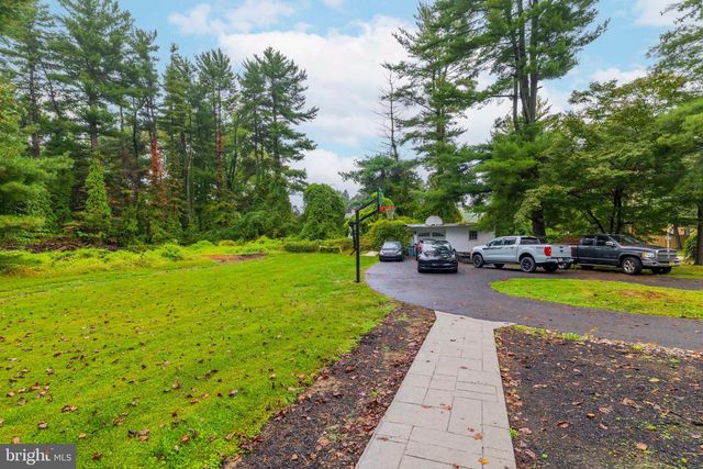 3636 PINE RD, Huntingdon Valley, PA 19006