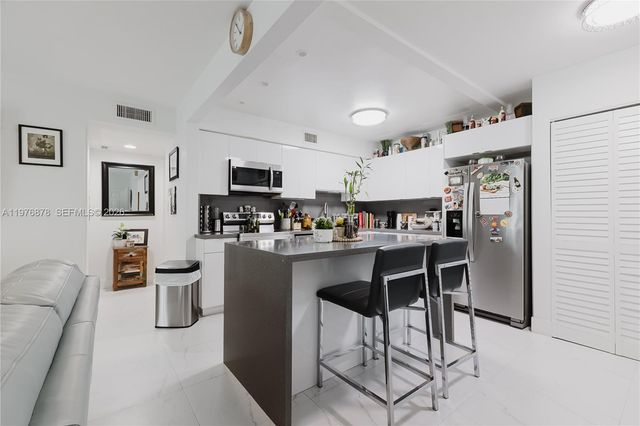 2621 SW 12th Ter, Fort Lauderdale, FL 33315