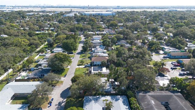 2621 SW 12th Ter, Fort Lauderdale, FL 33315
