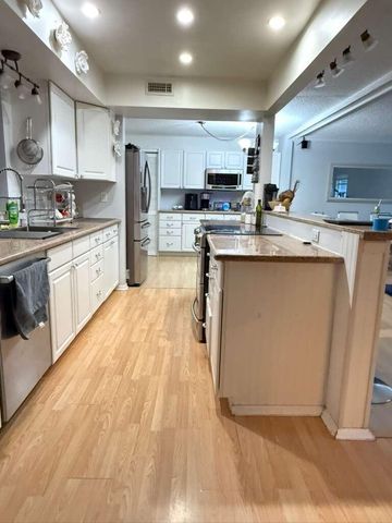 7024 NW 63rd Street, Tamarac, FL 33321