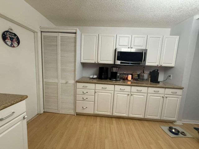 7024 NW 63rd Street, Tamarac, FL 33321