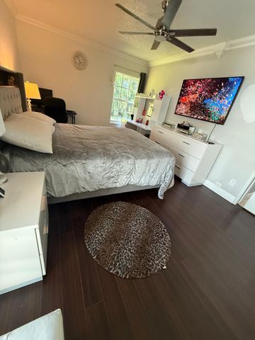 7024 NW 63rd Street, Tamarac, FL 33321