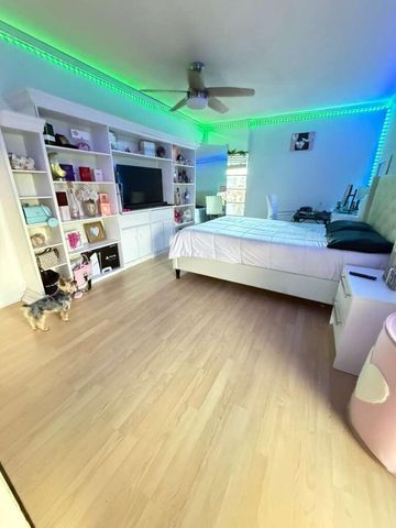 7024 NW 63rd Street, Tamarac, FL 33321