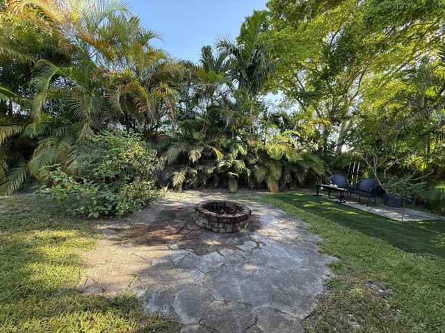 7024 NW 63rd Street, Tamarac, FL 33321