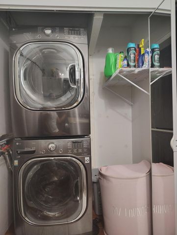 7024 NW 63rd Street, Tamarac, FL 33321