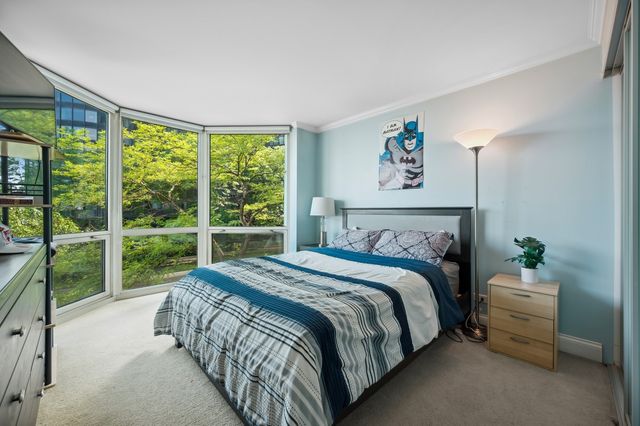 195 N Harbor Drive 203, Chicago, IL 60601