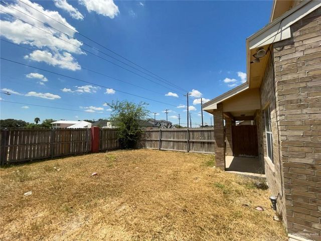 2702 Phoenix Street, Edinburg, TX 78541