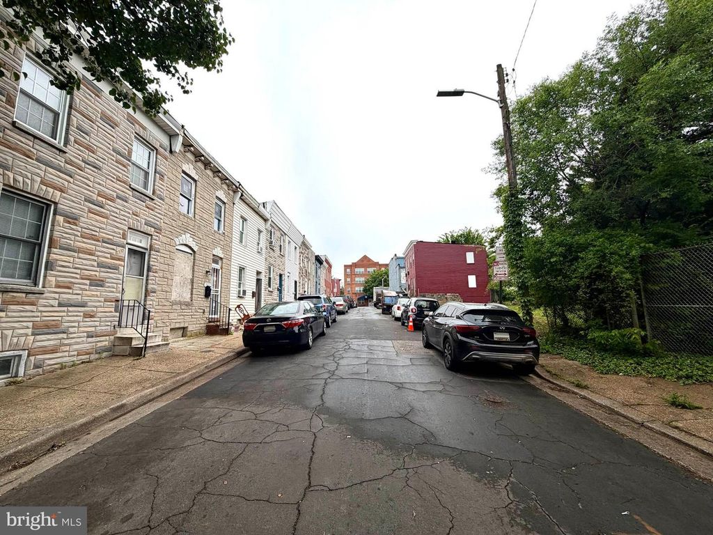 Image 27 of property listing at 2512 DULANY ST, Baltimore, MD 21223