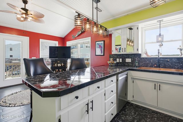 35 Bermuda Landing Place, Sneads Ferry, NC 28460