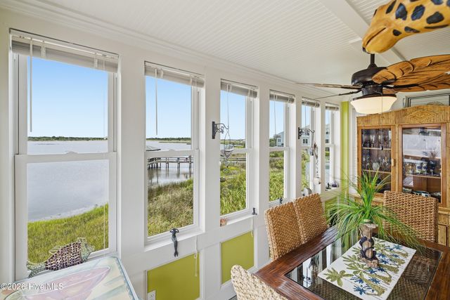 35 Bermuda Landing Place, Sneads Ferry, NC 28460